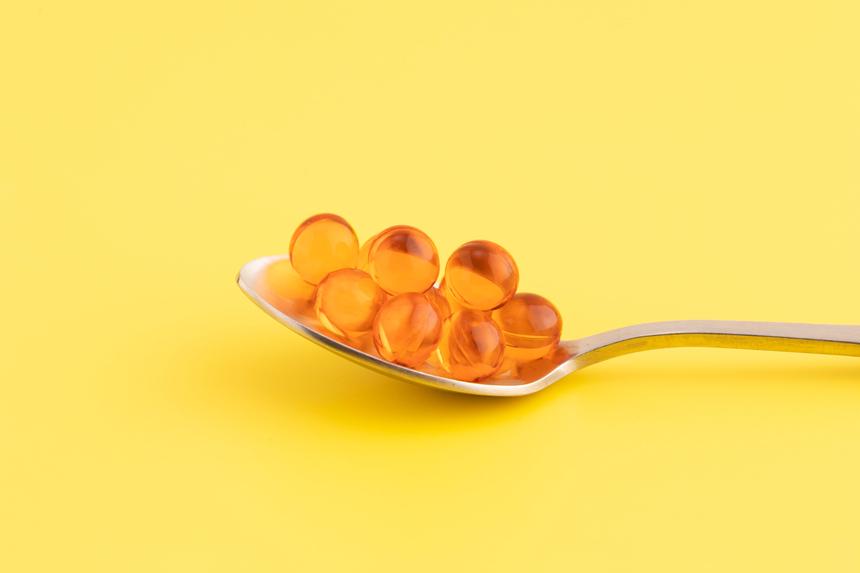 Владимир Путин посетил в Магадане уникальное производство капсул омега-3