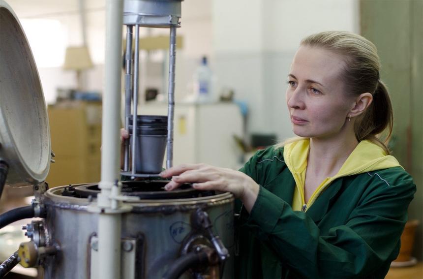 В России создали материал, который скоро появится в двигателях самолётов и ракет. И он изменит всё