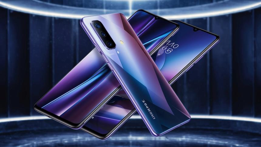 Realme 15T показали на живых фотографиях