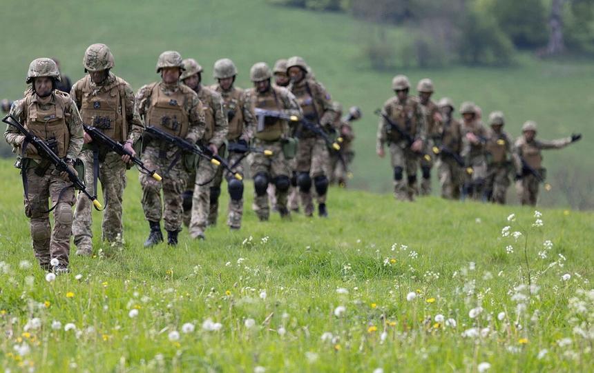 Солдаты ВСУ на тренировке в Великобритании