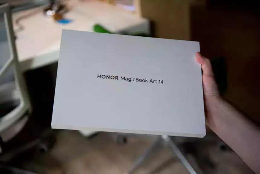 HONOR MagicBook Art 14