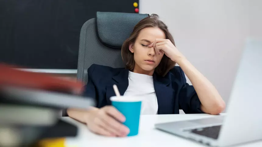 Когда цифры думают сами: Почему нейросети становятся незаменимыми помощниками в финансовом секторе