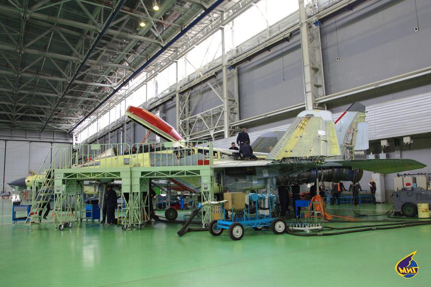 Сборка "мигов" на уже не функционирующих объектах компании у метро Динамо