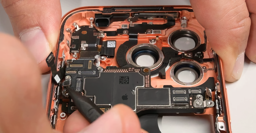 Apple усложнила ремонт iPhone 17 Pro Max за счет новых винтов Torx-plus и более сложной замены USB-C