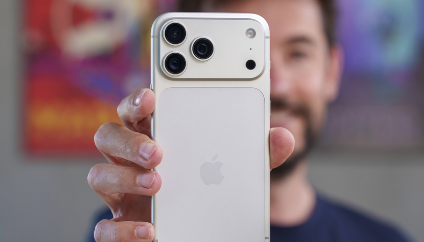 Обзор iPhone 17 Pro Max от GSMArena: мощный, автономный и… полный спорных решений