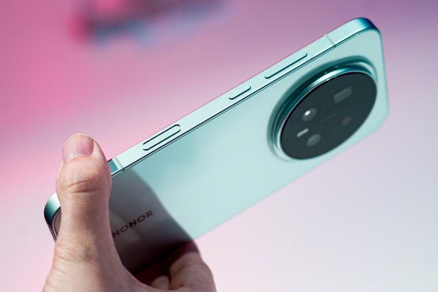 СМИ назвали 9 флагманских Android-смартфонов с новым Snapdragon 8 Elite Gen 5