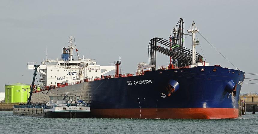 Один из танкеров, подозреваемых в составе "теневого флота" России