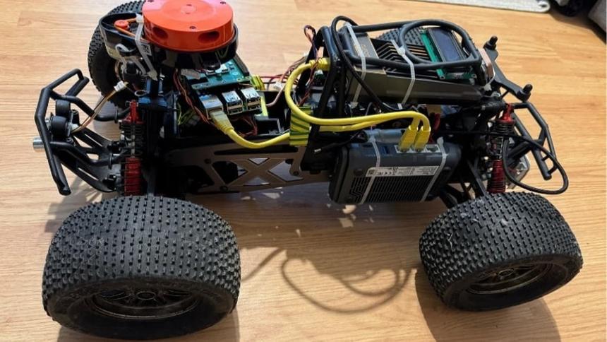 В Румынии искать хакеров на улицах городов будет специальный робот-патрульный