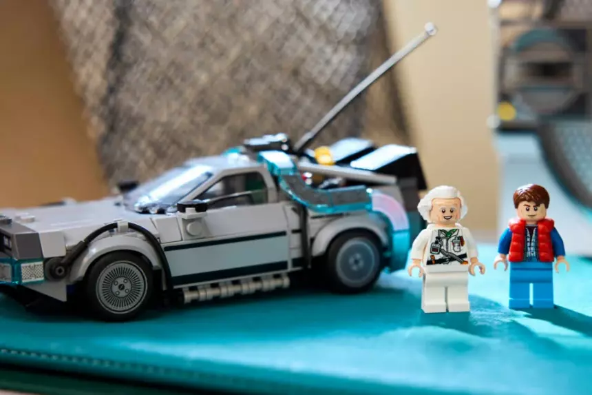 Lego выпустит дешёвый набор по фильму «Назад в будущее»