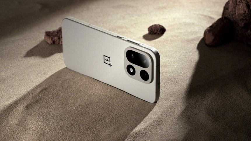 Snapdragon 8 Elite Gen 5, 7300 мАч и 165 Гц: раскрыта «начинка» OnePlus 15