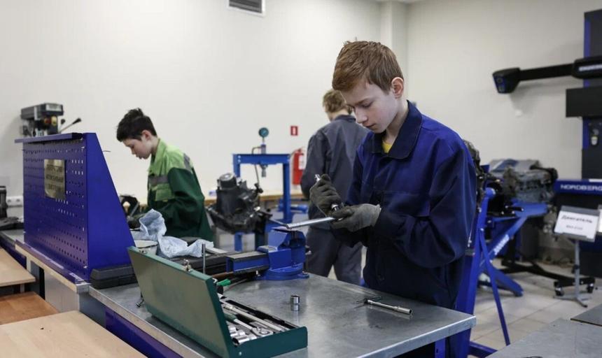 Власти Подмосковья улучшили обучение для детей-инвалидов