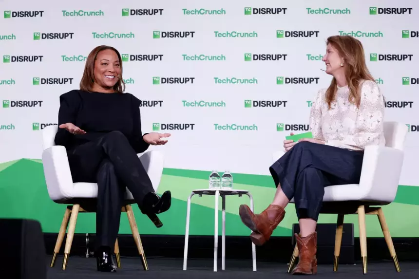 Глава Waymo заявила, что даже при авариях беспилотники будут безопаснее людей на дороге