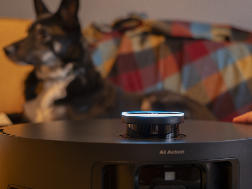 Это робот-пылесос за 190 тысяч рублей. Убирает как клининг-сервис