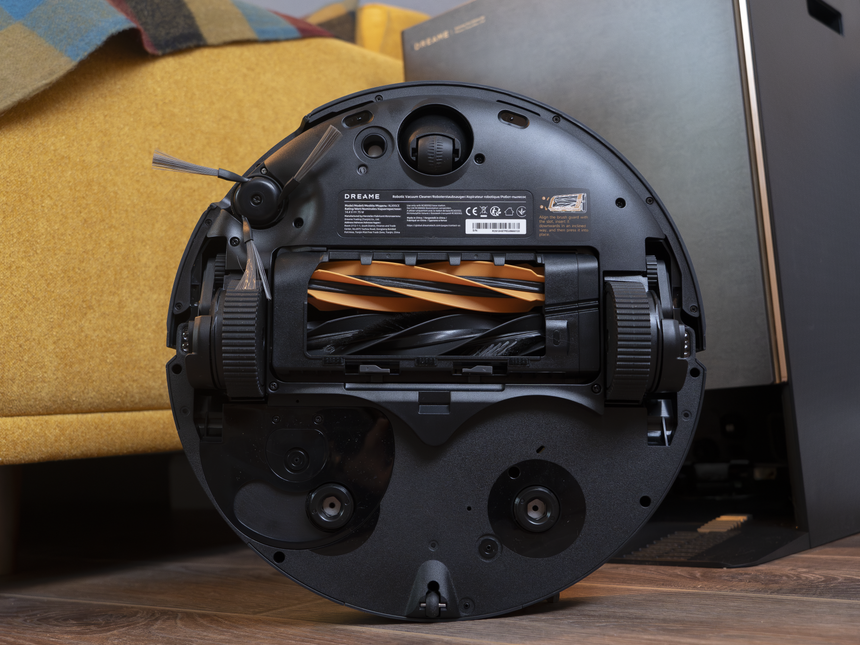 Это робот-пылесос за 190 тысяч рублей. Убирает как клининг-сервис