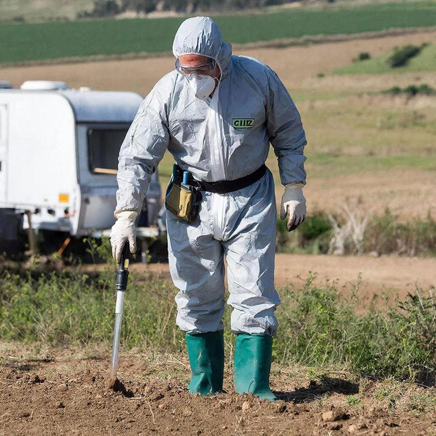 В СурГУ предложили свечением выявлять отравление почвы нефтепродуктами