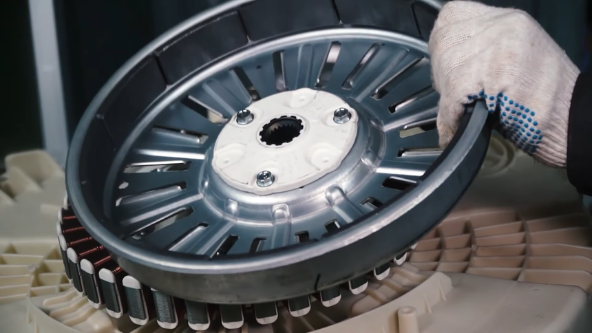 Мастер перечислил 10 самых надёжных стиральных машин 2025 года