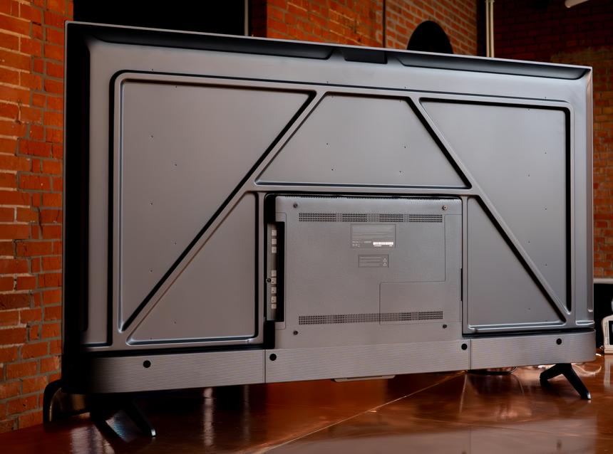 65" Яндекс ТВ Станция Бейсик QLED: яркий дисплей и Алиса с управлением голосом без пульта