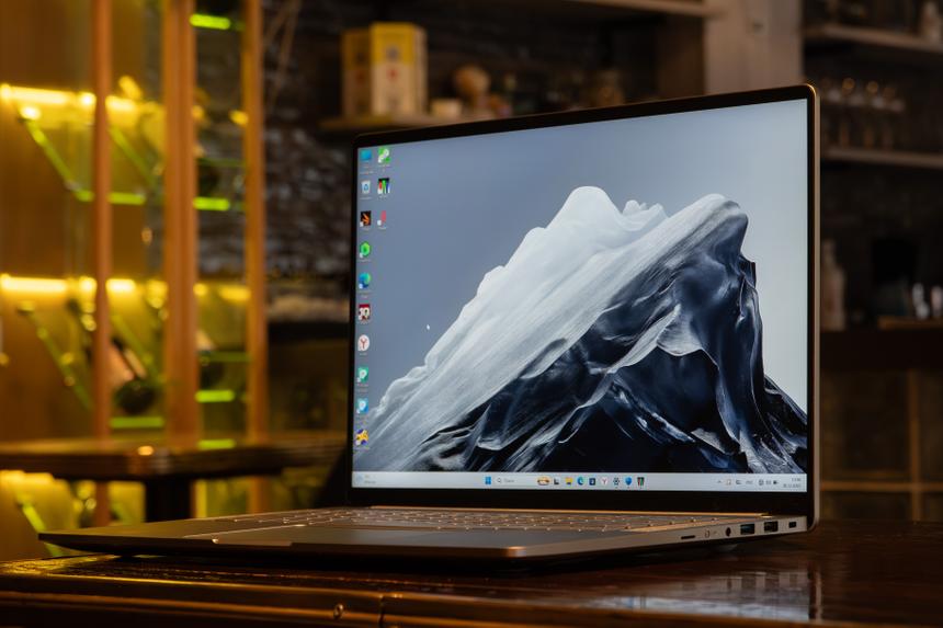 Lunnen Outer 16 (LL6FIWG04)