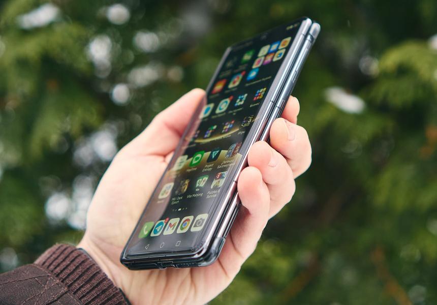 Складной смартфон с самой качественной камерой: HUAWEI Mate X7