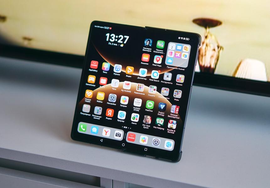 Складной смартфон с самой качественной камерой: HUAWEI Mate X7