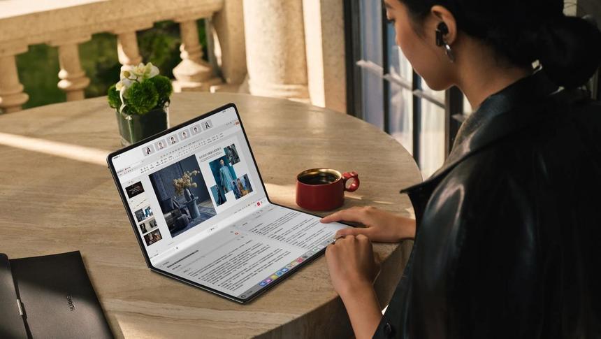 Инсайд: Huawei выпустит новое поколение ноутбука с гибким экраном MateBook Fold