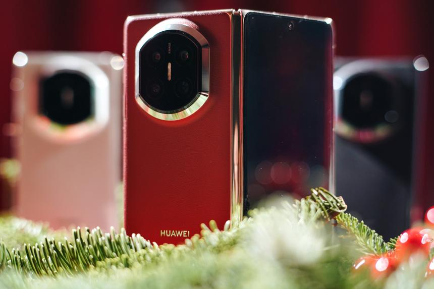 М.Видео открыла предзаказ на складной Huawei Mate X7