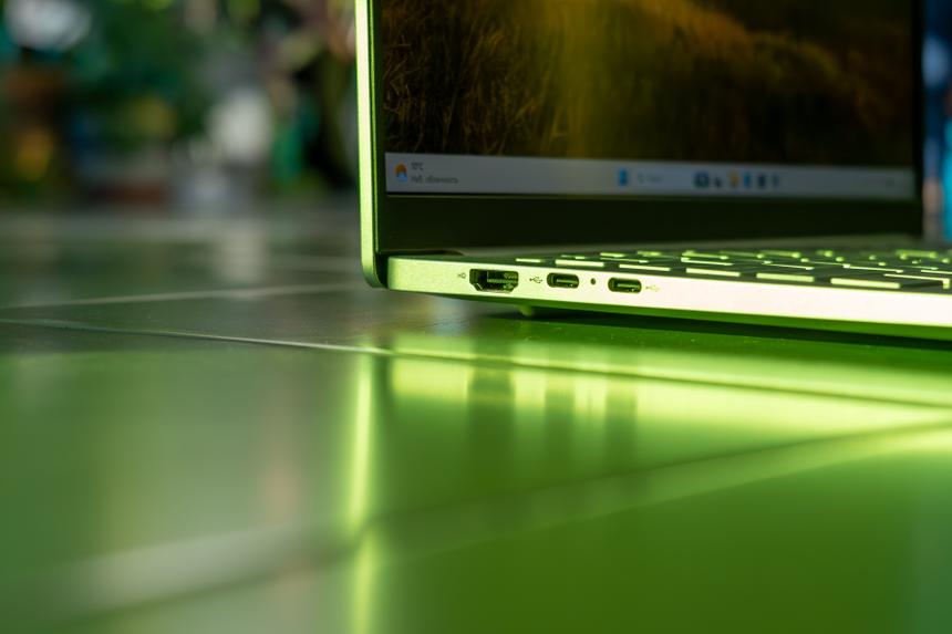 Лучший сверхлёгкий 14” ноутбук из недорогих