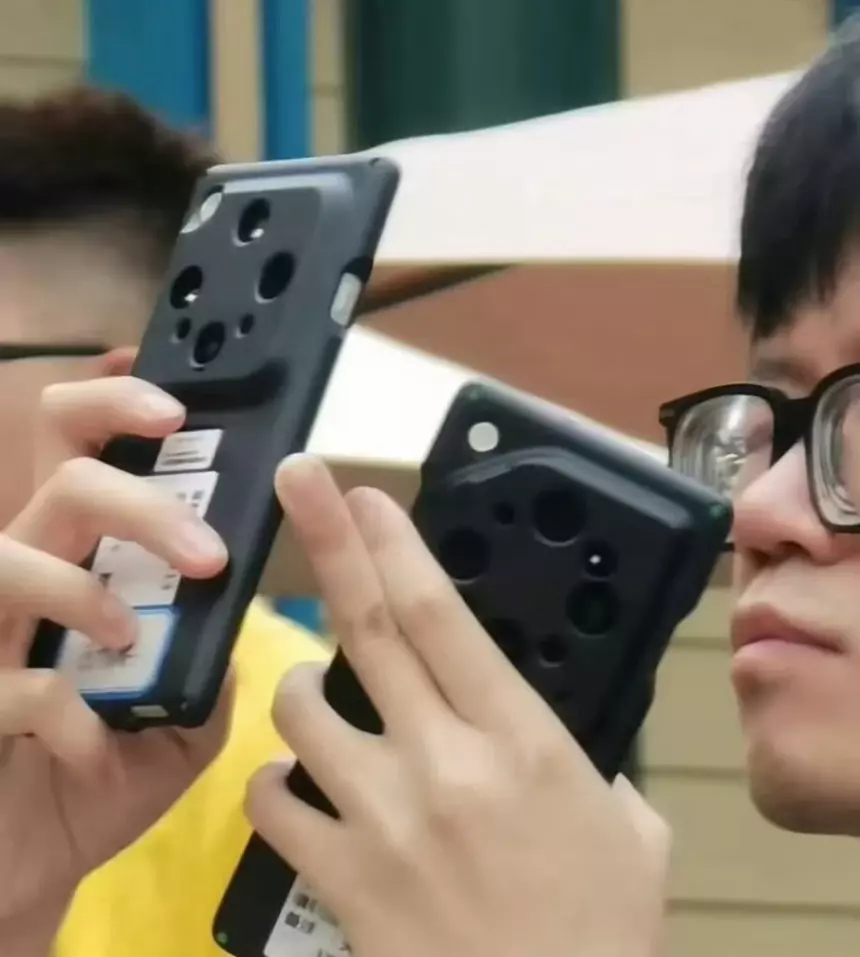 Oppo Find X9 Ultra с двумя 200 Мп-камерами засветился на фото