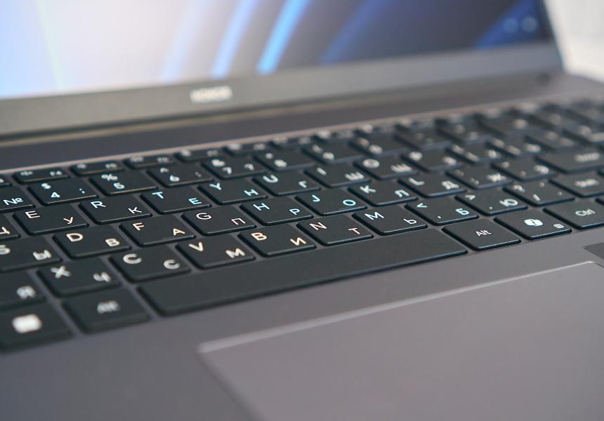 HONOR MagicBook X16 2026: прочный, тонкий, быстрый ноутбук на каждый день