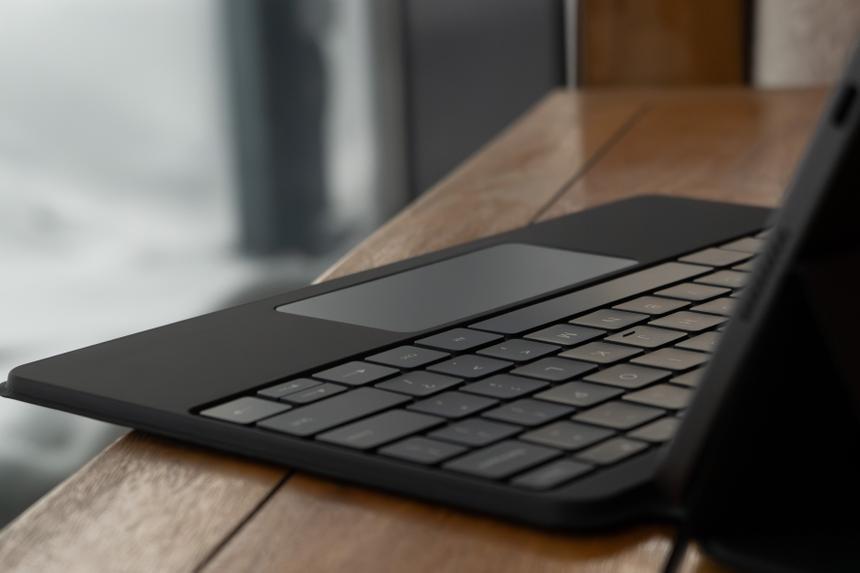 Blackview Mega 12 5G — новый 12-дюймовый планшет с защитой IP69K и комплектом аксессуаров для работы