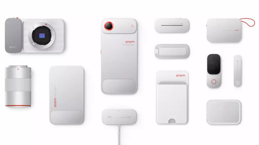 Так выглядит новый «самый тонкий в мире» модульный смартфон Tecno