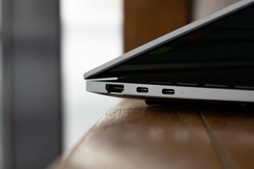 Tecno MegaBook T14RA Air — легкий ноутбук для учёбы и работы