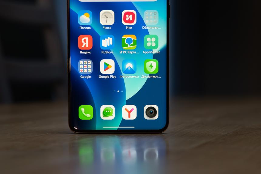 Почему новый Realme 16 Pro+ — один из лучших среднебюджетных смартфонов в 2026