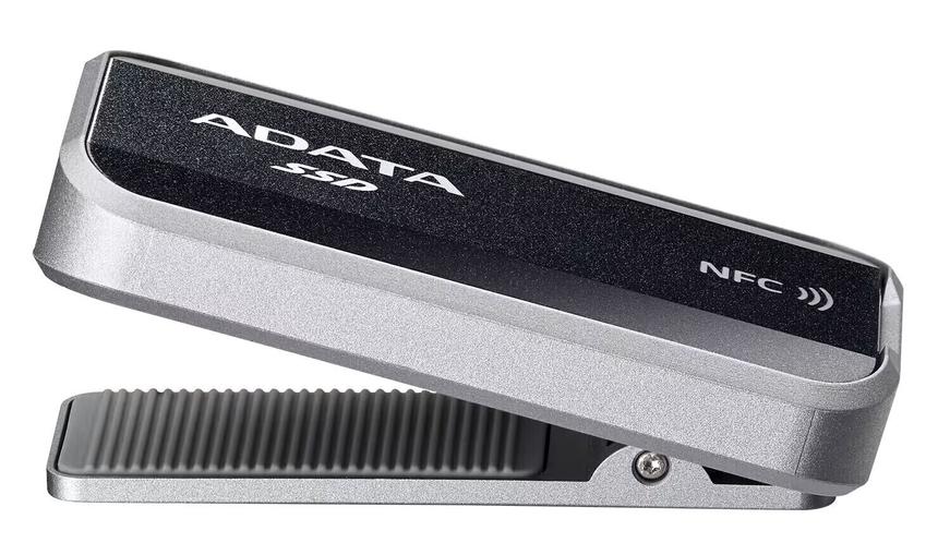 Внешний SSD Adata Urban Tapsafe получил NFC-блокировку