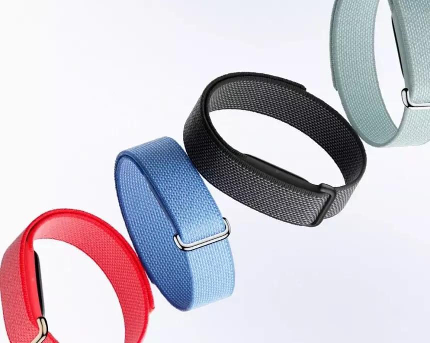 Вышел фитнес-браслет без экрана Google Fitbit Air