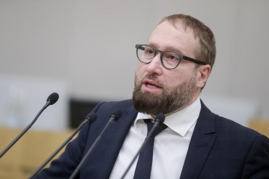 Депутат Горелкин предложил маркировать контент, созданный человеком без ИИ