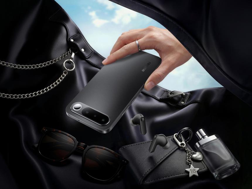 Realme 16 5G с «зеркалом» рядом с камерами вышел в России