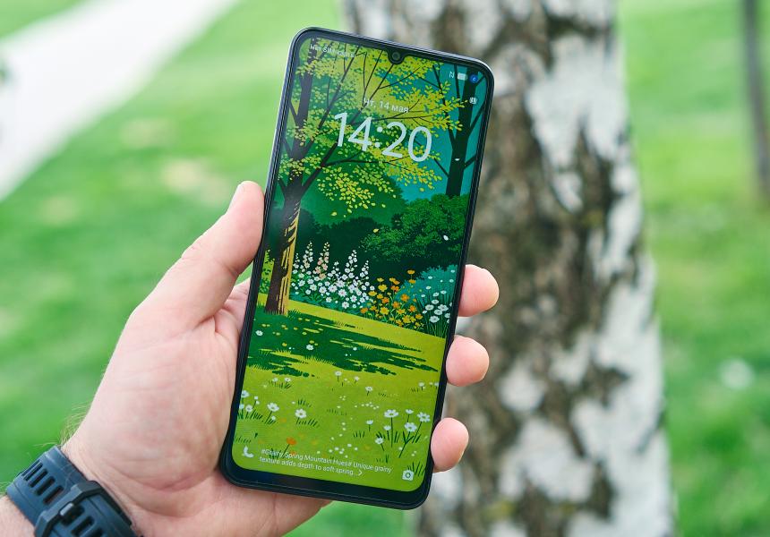Смартфон за 13 тысяч рублей с NFC, 5G и большим аккумулятором