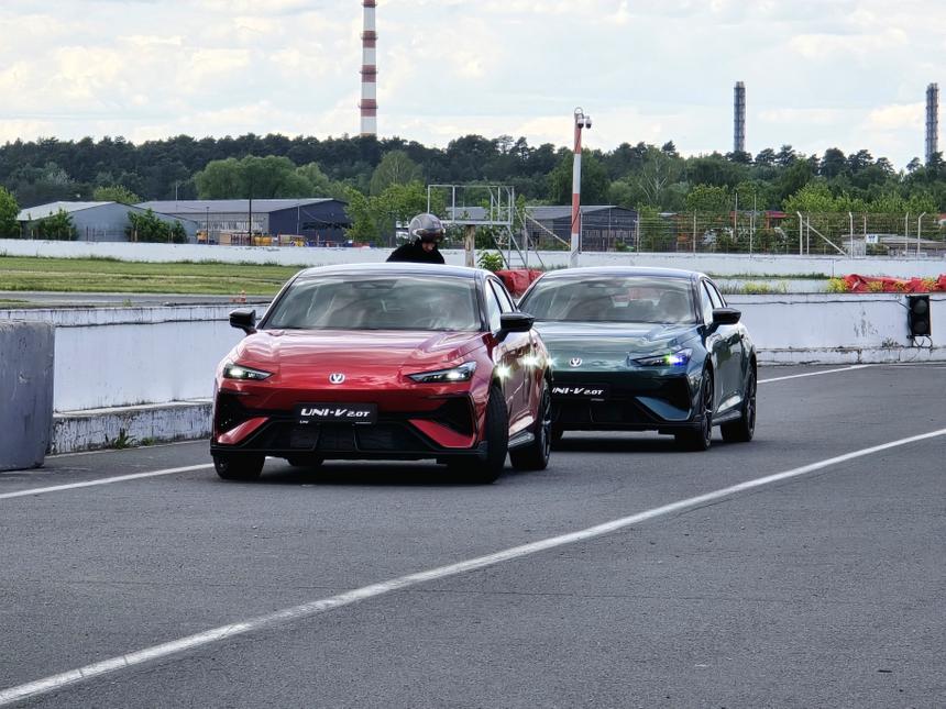 Changan испытали новый автомобиль на самой старой гоночной трассе России