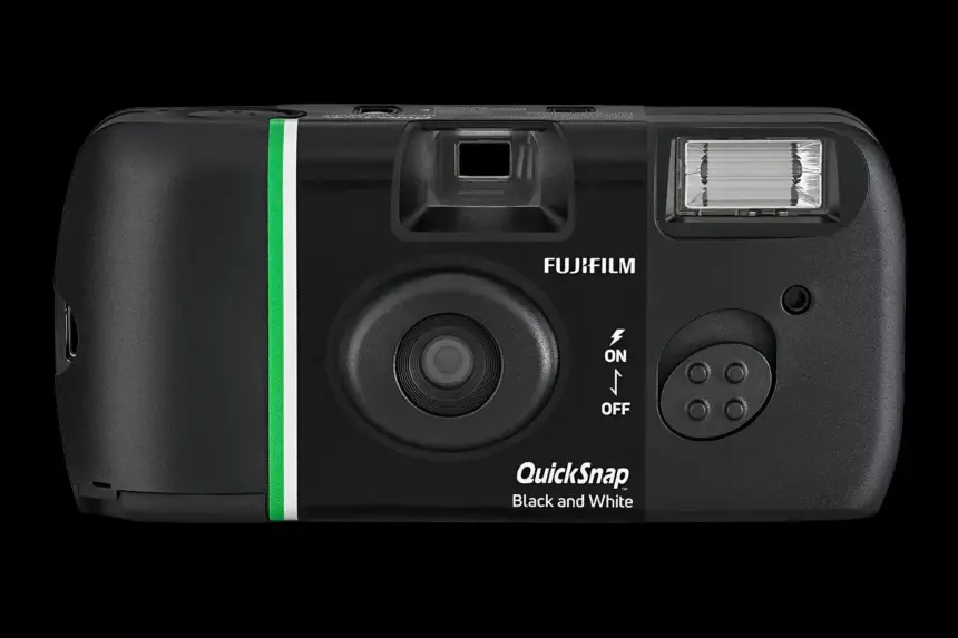 Fujifilm выпустит две новые версии плёночных одноразовых фотоаппаратов QuickSnap