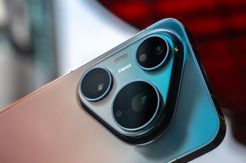 200 Мп в телеобъективе HUAWEI. Выиграли ли от этого снимки?