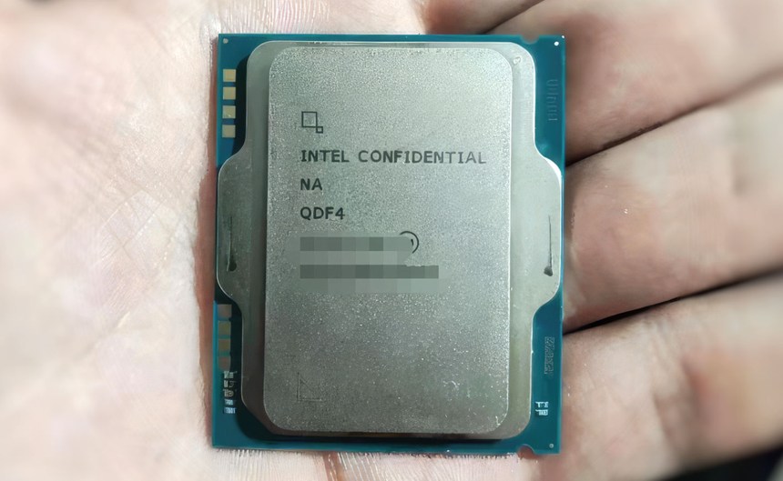 Отменённый процессор Intel засветился на фото