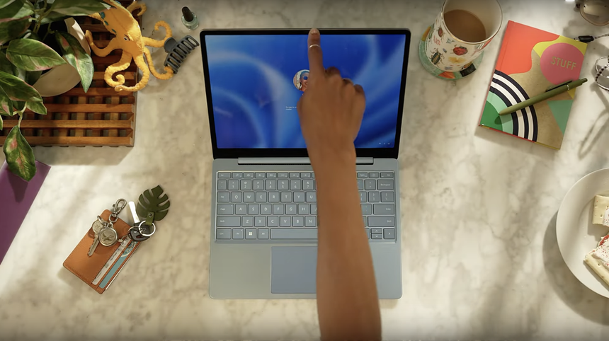 Microsoft представила фирменный ноутбук с 15 часами автономности и ценой ниже MacBook Air