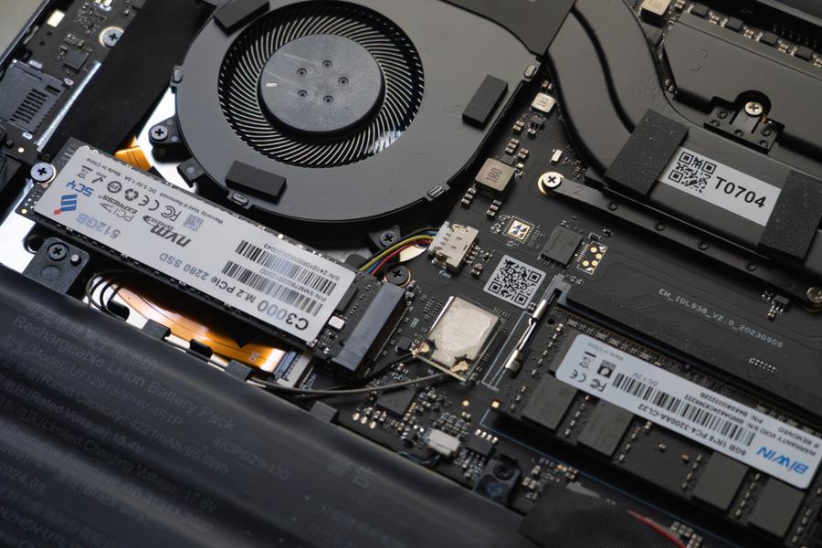 e7e00826a668f9dae34f11b624d68de7dee30eb1